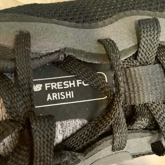 NEW BALANCE Marisek4 Black & White Running Shoes Size 12 - Picture 10 of 16